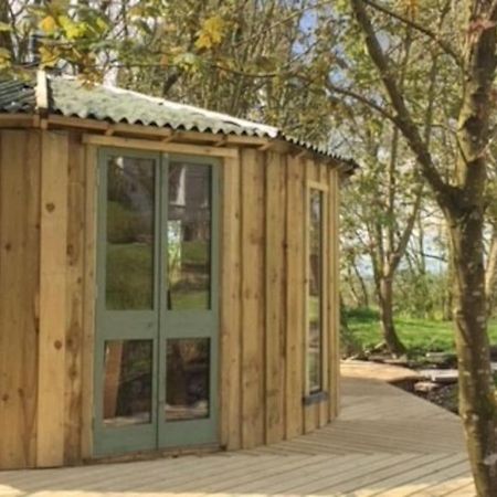 The Roundhouse - Unique Space Nestled In The Trees Begelly Bagian luar foto